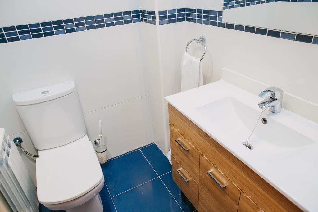 Apartamentos Navas Barselona Dış mekan fotoğraf
